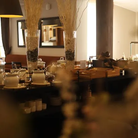 Douro Marina & Hotel