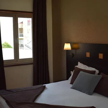 Hotel Douro Marina & Resende