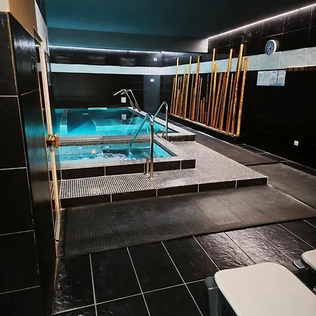 Douro Marina & Hotel