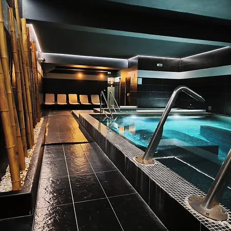 Douro Marina & Hotel