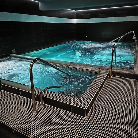 Hotel Douro Marina & 4*