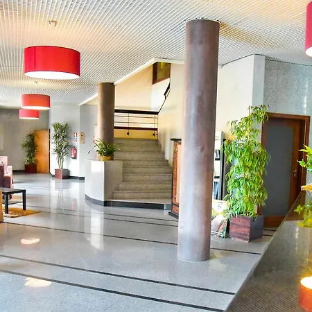Douro Marina & Hotel 4*