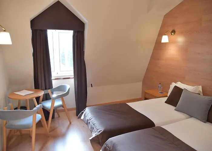 Douro Marina & Hotel 4*