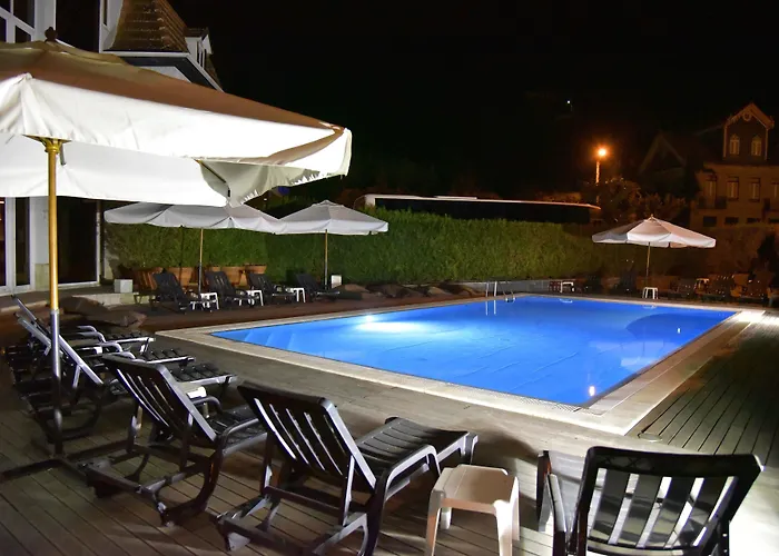 Douro Marina & Hotel 4*