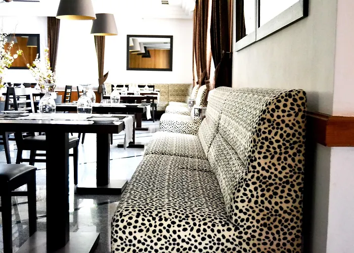 Douro Marina & 酒店 4*