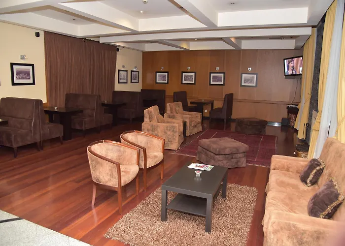 Hotel Douro Marina & 4*