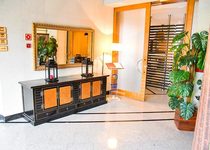 Douro Marina & Hotel 4*