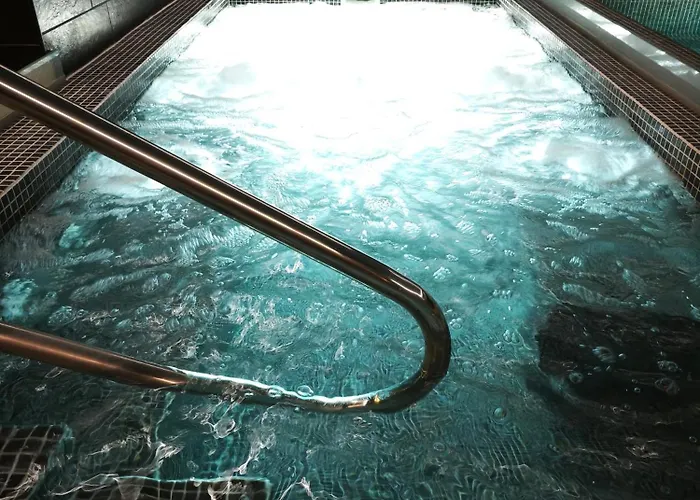 Douro Marina & 雷森迪